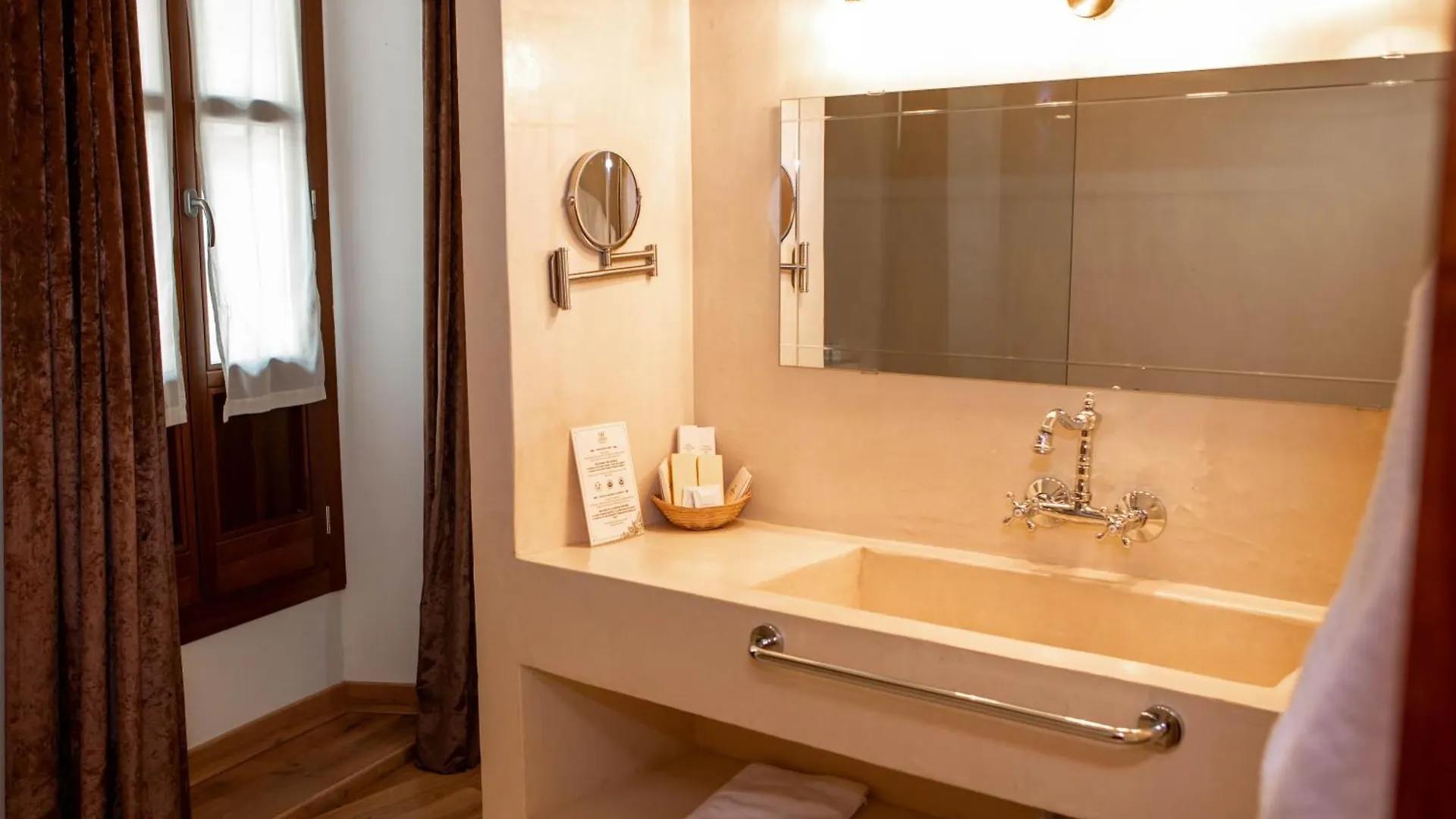 Hotel Boutique Posada Castaneda Granada Spain